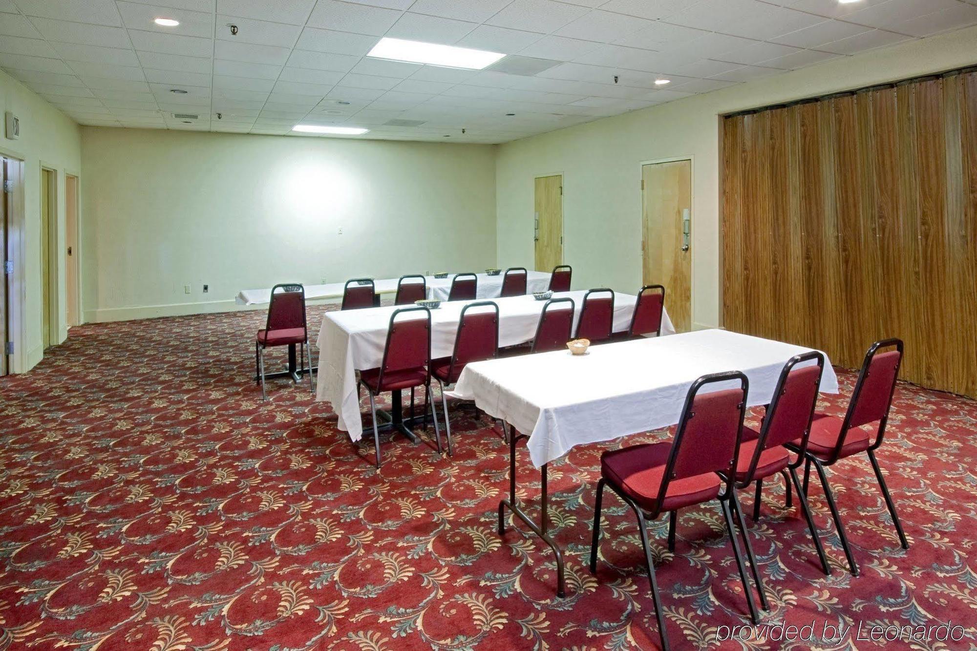 Americas Best Value Inn Forest Fasiliteter bilde